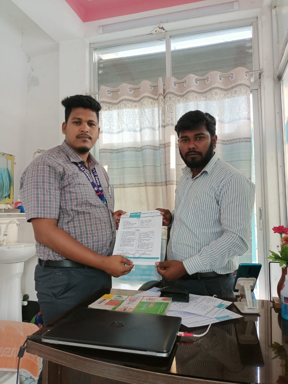 কার্ডধারীদের জন্য বিশেষ মূল্যছাড় নিশ্চিত করা হয়।